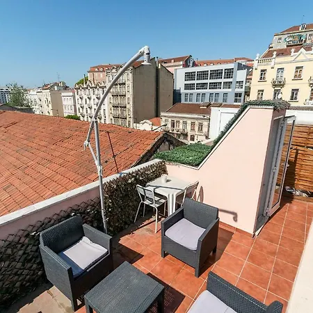 Bright And Nice 3 Bd Flats In Dt Martim Moniz Square